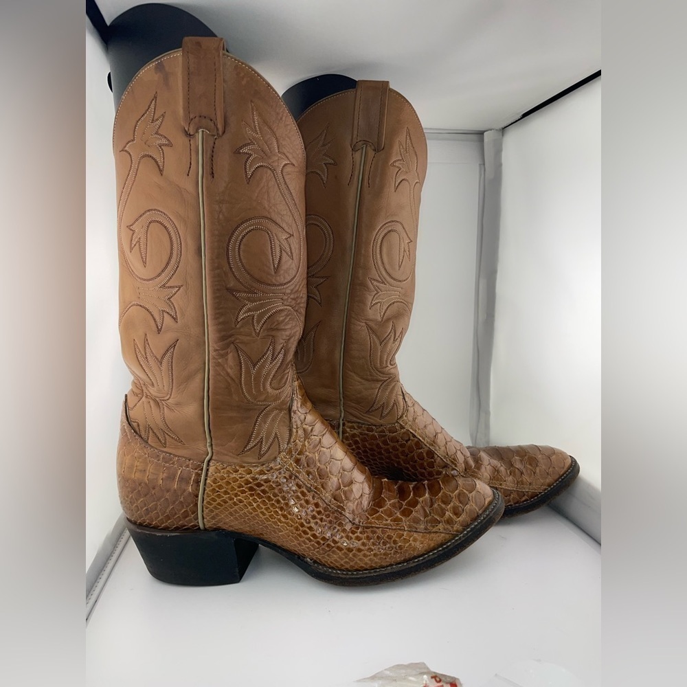 Vtg Larry Mahan Boot Collection Python snake Cowboy Boots men's 9D women's 10﻿﻿﻿ - Picture 10 of 11